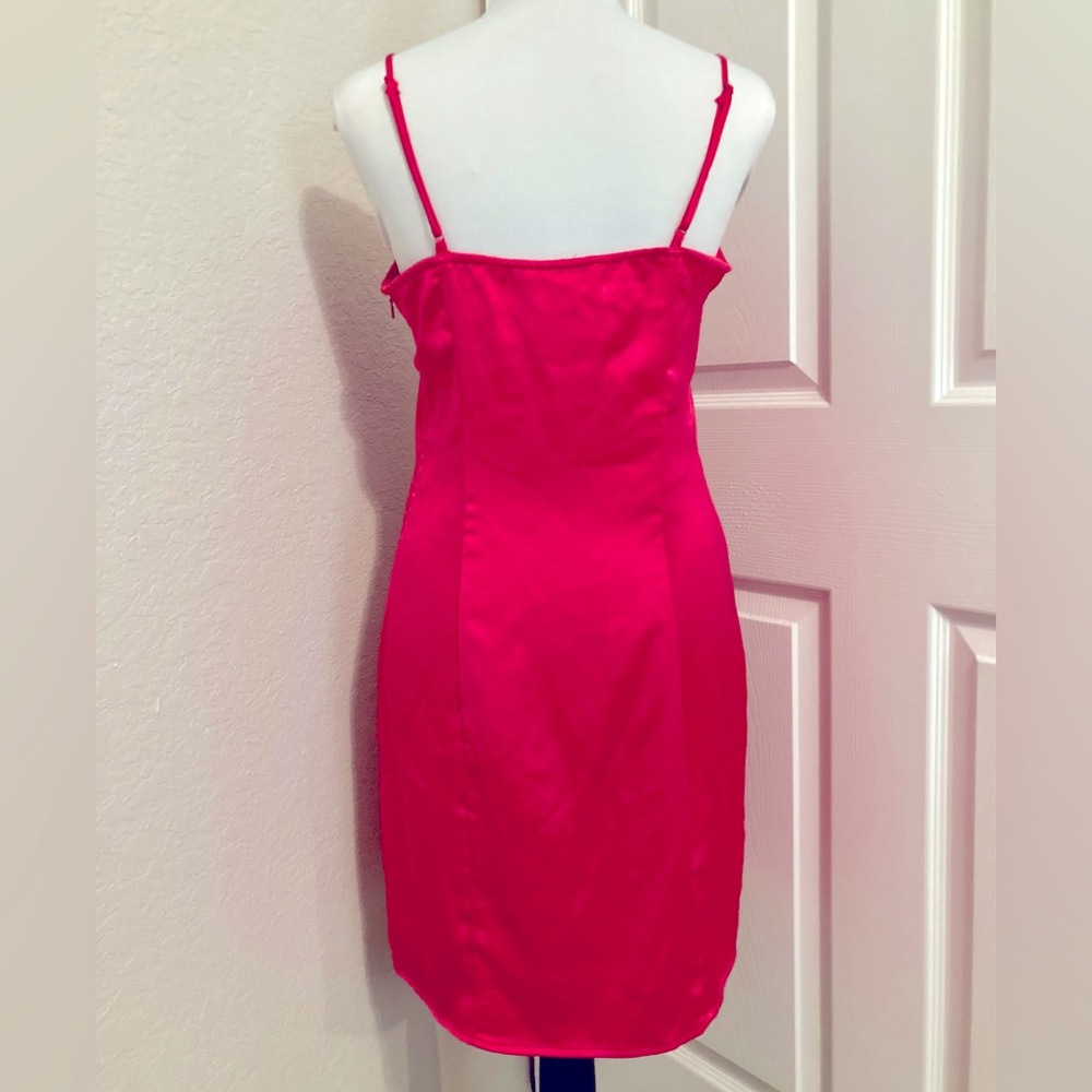 Hippie Rose Satin dress size L - Picture 2 of 5